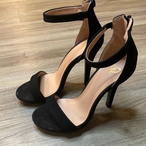 Black heels